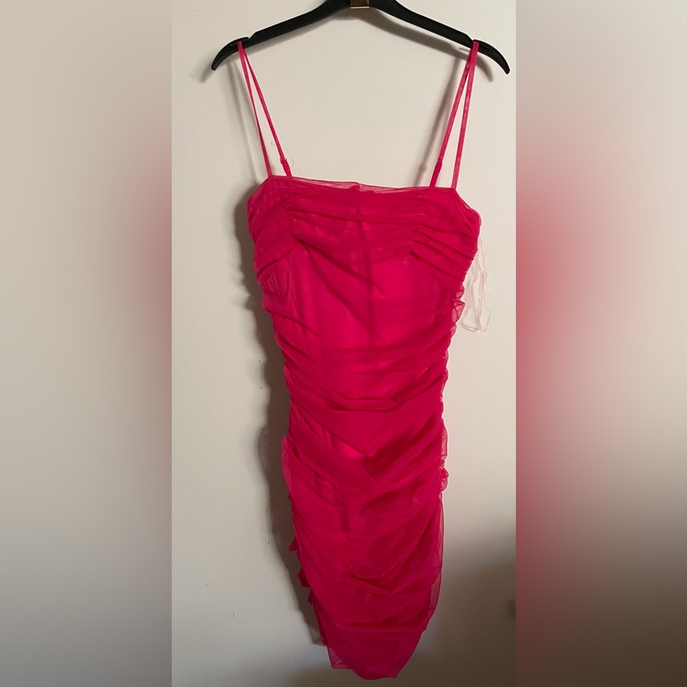 Dress - Picture 4 of 4
